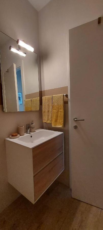 Houston House Apartment Milan Bagian luar foto